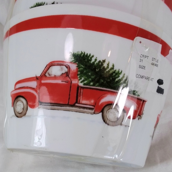 222 FIFTH Set of 4 WINTER CHEER Small BOWLS Santa Red Pickup Truck Tree NEW - Picture 9 of 12